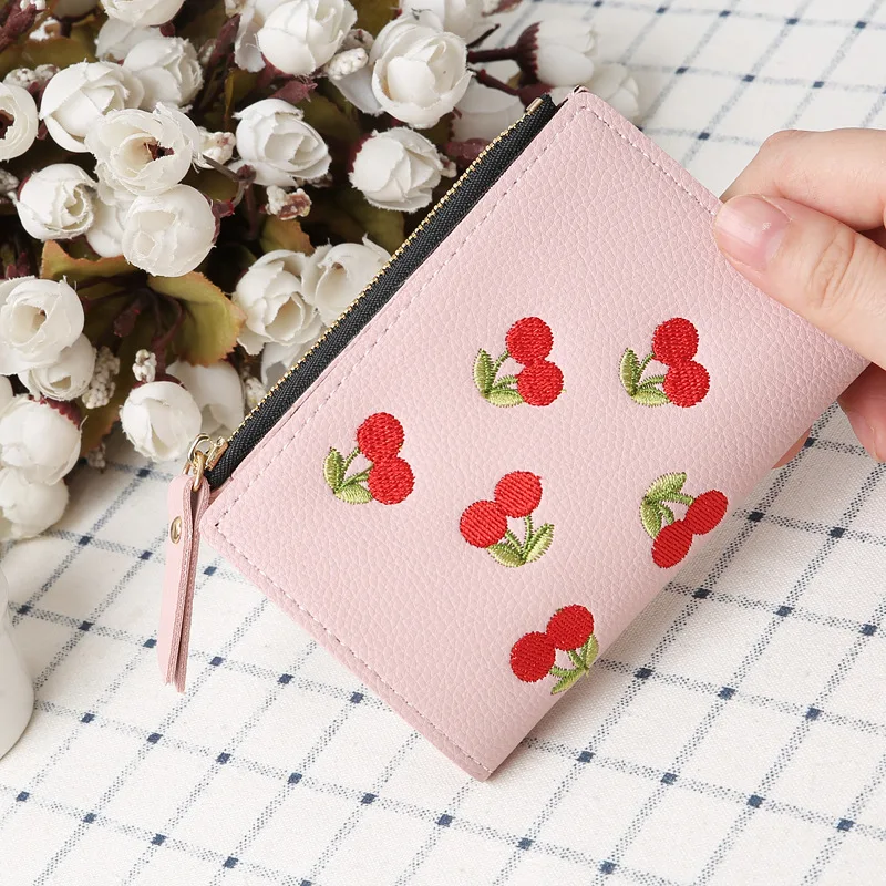 

Verticle Buckle Cherry Embroidery Short Trend xiao qian jia New Style Students Simple Fashion Wallet Currently Available Wholesa