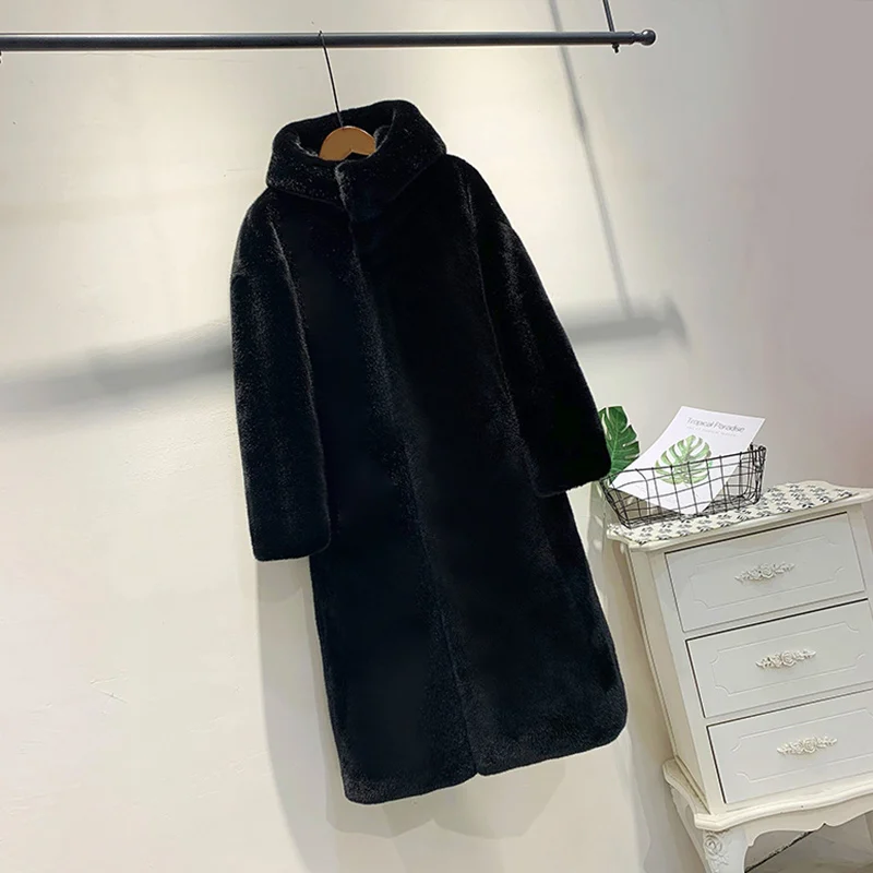 Черный Женское зимнее длинное пальто из искусственного меха с капюшоном, корейское теплое пальто с рукавами «летучая мышь», женская модная однотонная утепленная верхняя одежда из меха норки - Цвет: Черный