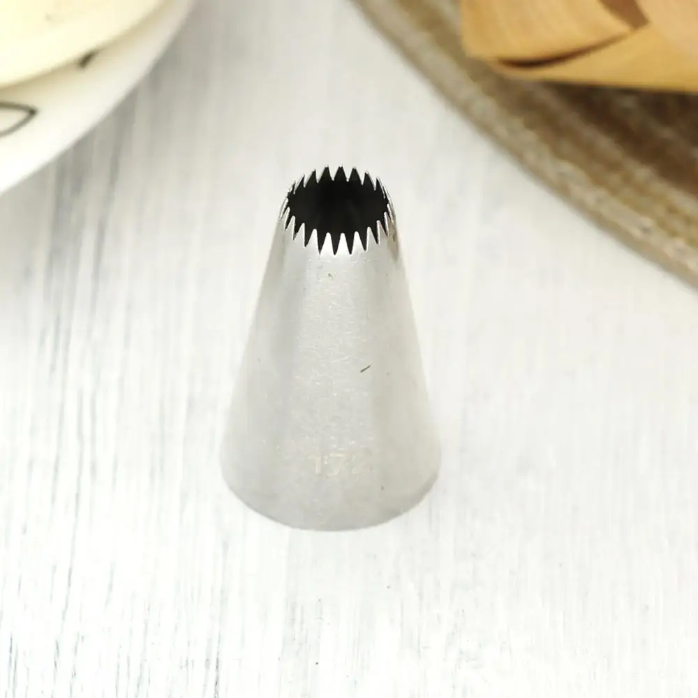 

#172 Open Star Piping Nozzle Cake Decorating Cream Icing Tips Paste Icing Tips Medium Size For DIY Meringue