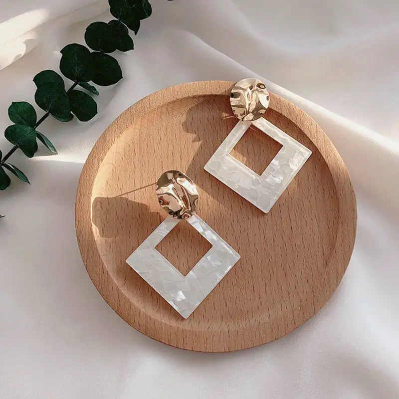 

Fashion Jewelry 1Pair Big Acrylic Geometric Drop Earrings Korean Style Girls Women Gold Metal Dangle Earring Graceful