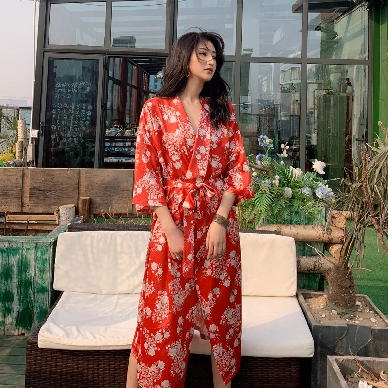 

Summer Long Nightgown High-end Luxury Bridesmaid Satin Robes Women Night Robe Chinese Style Printing Satin Dress Silk Clothing