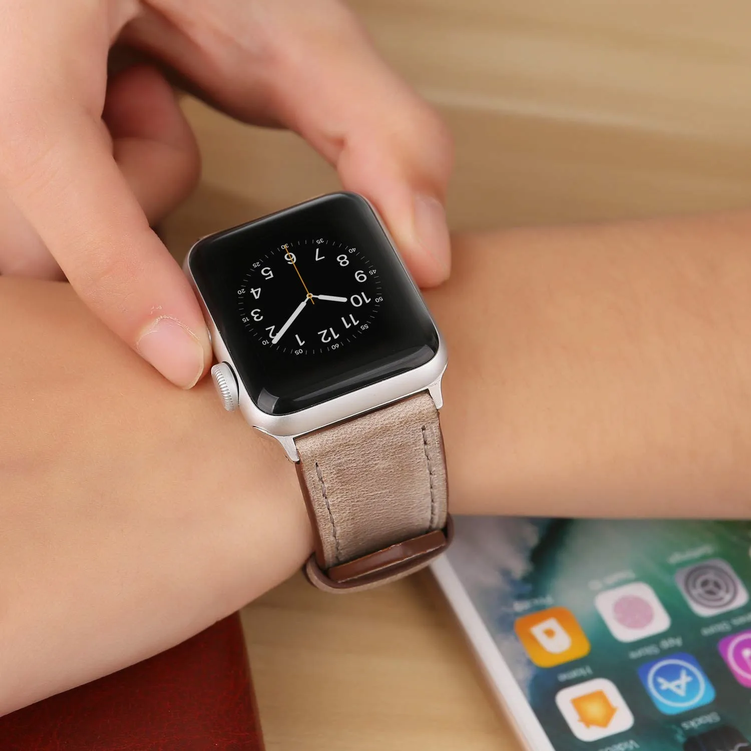 Совместимый ремешок Apple Watch 38 мм 40 мм 42 мм 44 мм для женщин-кожаный ремешок совместимые ремешки для часов iwatch/ремешок для серии 4 3 2 1