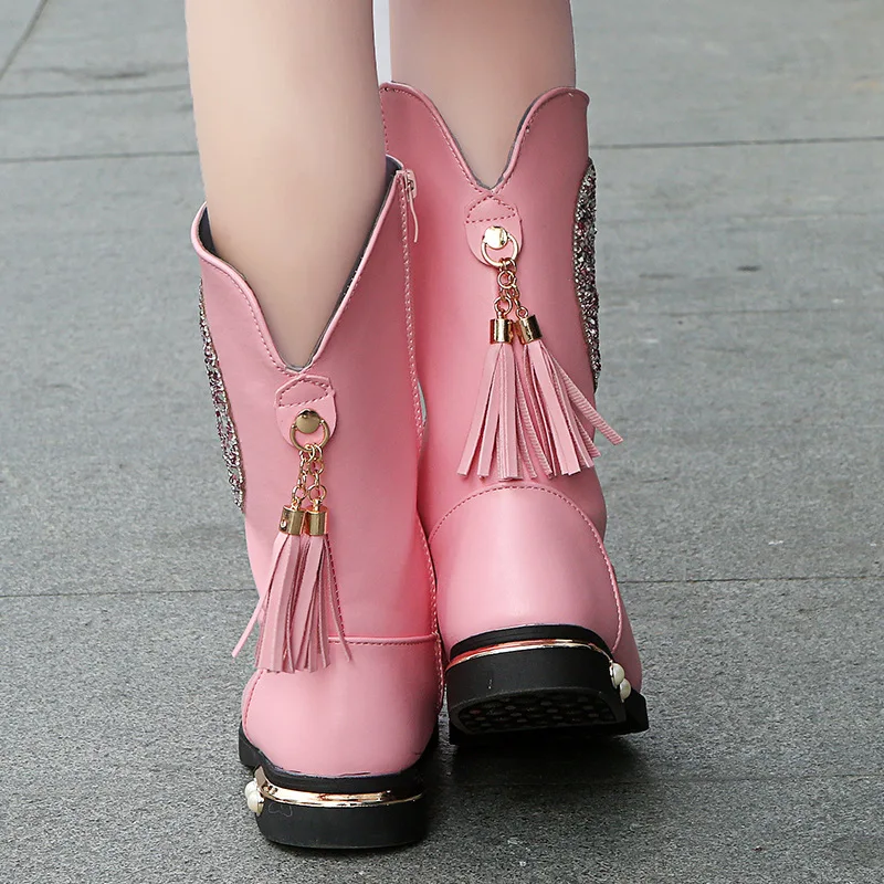 Детские сапоги со стразами; сапоги принцессы из искусственной кожи до середины икры; элегантные зимние и весенние сапоги на плоской резиновой подошве с кисточками и героями мультфильмов; Размеры 26-37