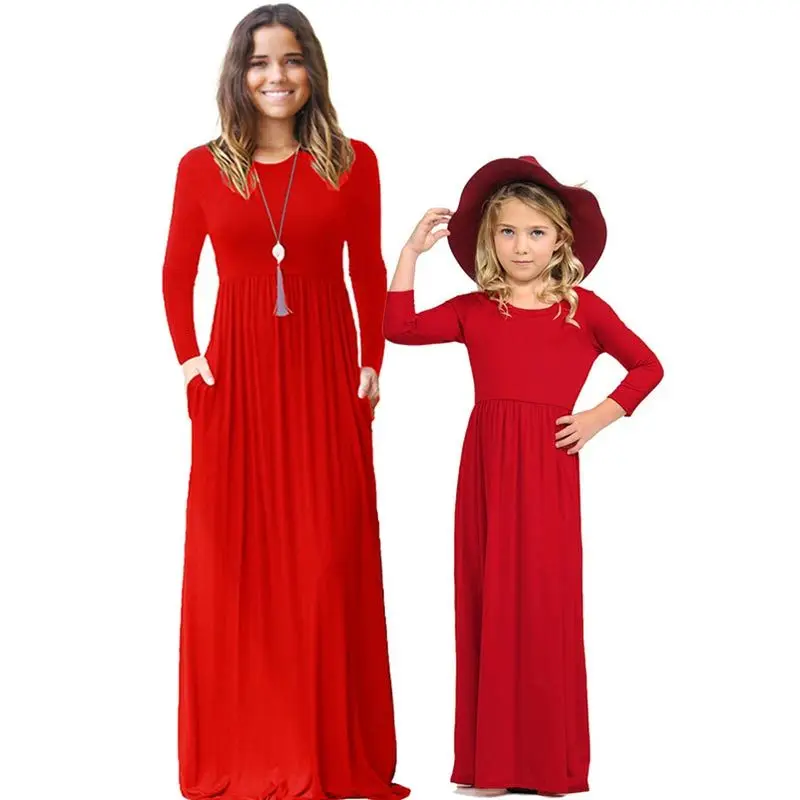 Семейные комплекты; платья для мамы и дочки; однотонное платье с длинными рукавами; семейный образ; платье для девочек; семейная одежда на Рождество - Цвет: color 5