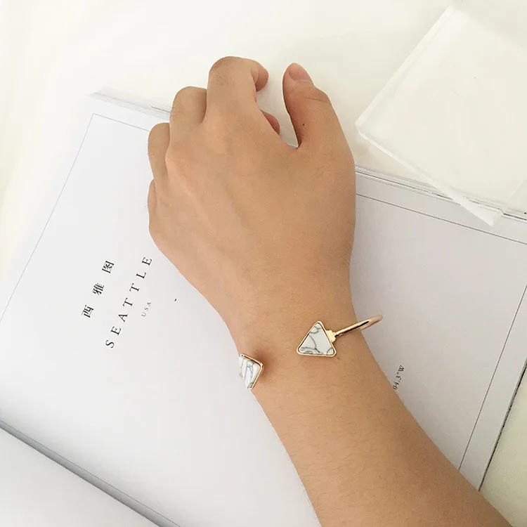 

Fashion New Simple Personality Geometric Stone Texture Inlaid Marble Double Triangle Bracelet Gift To Women
