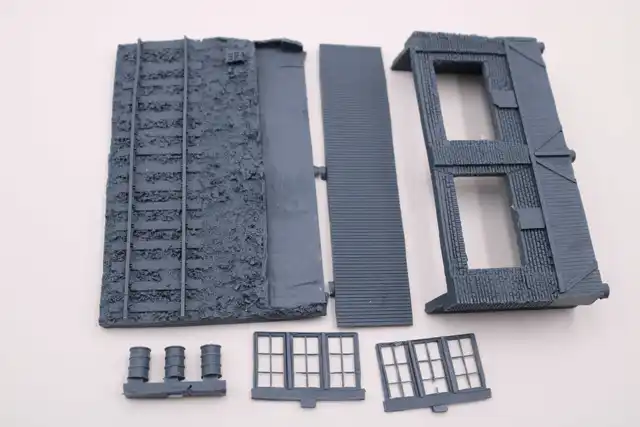 1/72 resin die-casting scene layout props gray model on-site house building platform free shipping D03 (13.5 × 9 × 7.5)mm 3