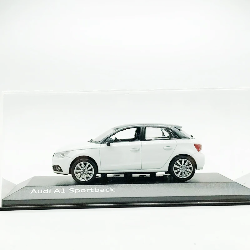 Audi A1 Sportbank 1/43 сплава Модель автомобиля Audi коллекция игрушек