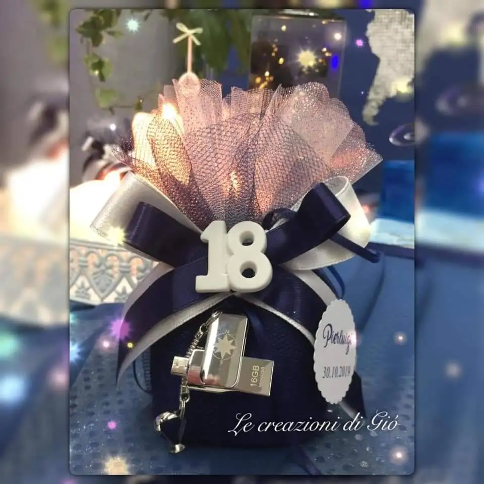 1 Micro USB Flash drive  