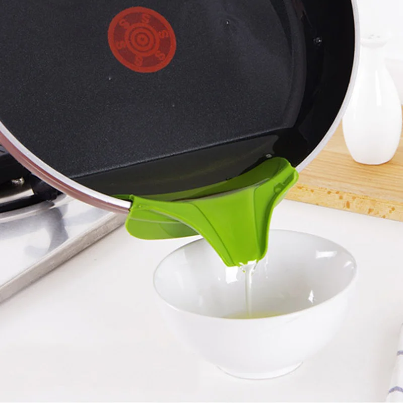 

Fowecelt Kitchen Utensils Anti-spill Silicone Funnel Convenience Pour for Pots Pans Bowls Jars Kitchen Gadget And Accessories