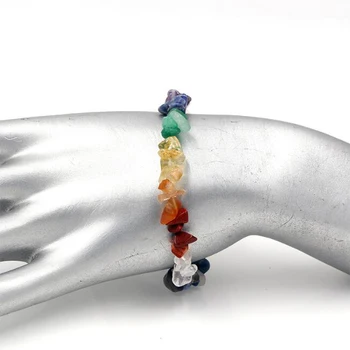 

Handmade Stretch 7 Chakra Crystal Chip Bracelet Gravel Bracelet Irregular Natural Stone Charm with Elastic Rope Gift for Women