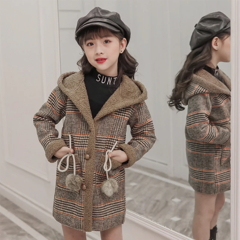 Girls winter plus velvet thickened long tartan coat in the big boy foreign fashion hooded woolen coat jacket