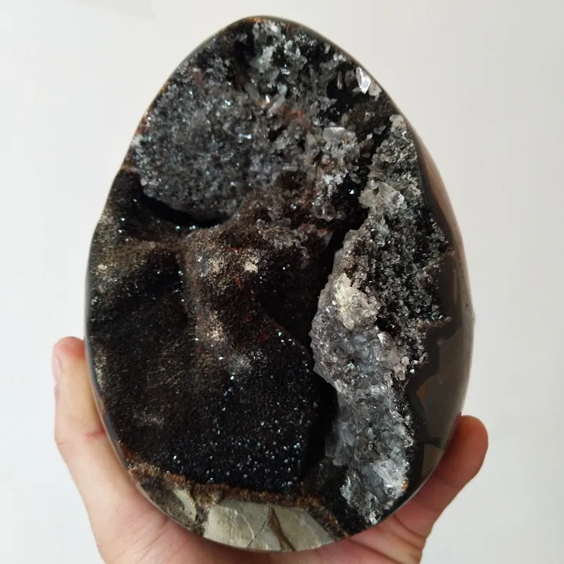 

1pc natural Septarian stone geode crystal eggs perfect crystals cluster stones and crystals