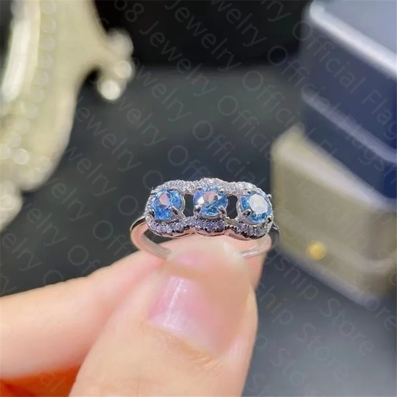

New natural topaz ring, 925 silver women's ring, simple and generous, fashionable and versatile