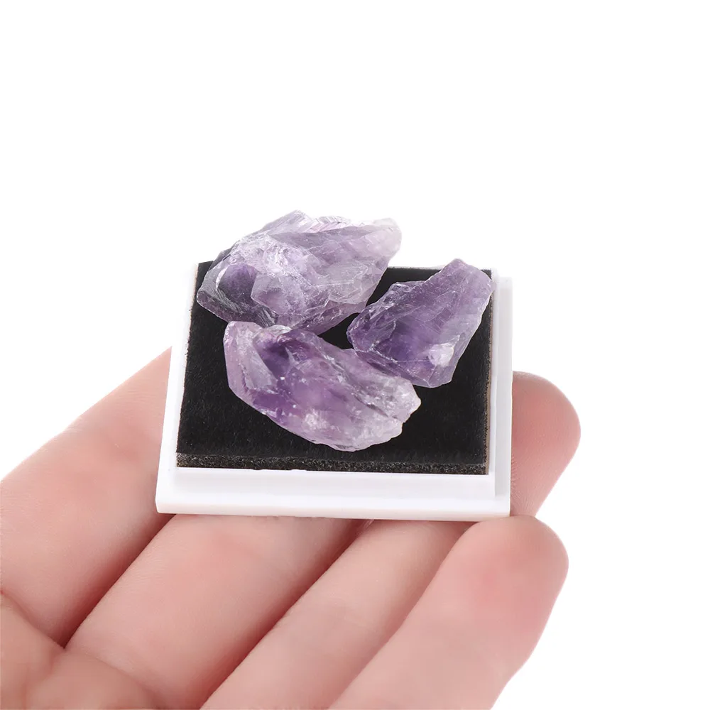 1 коробка Упакованные натуральные необработанные драгоценные камни из