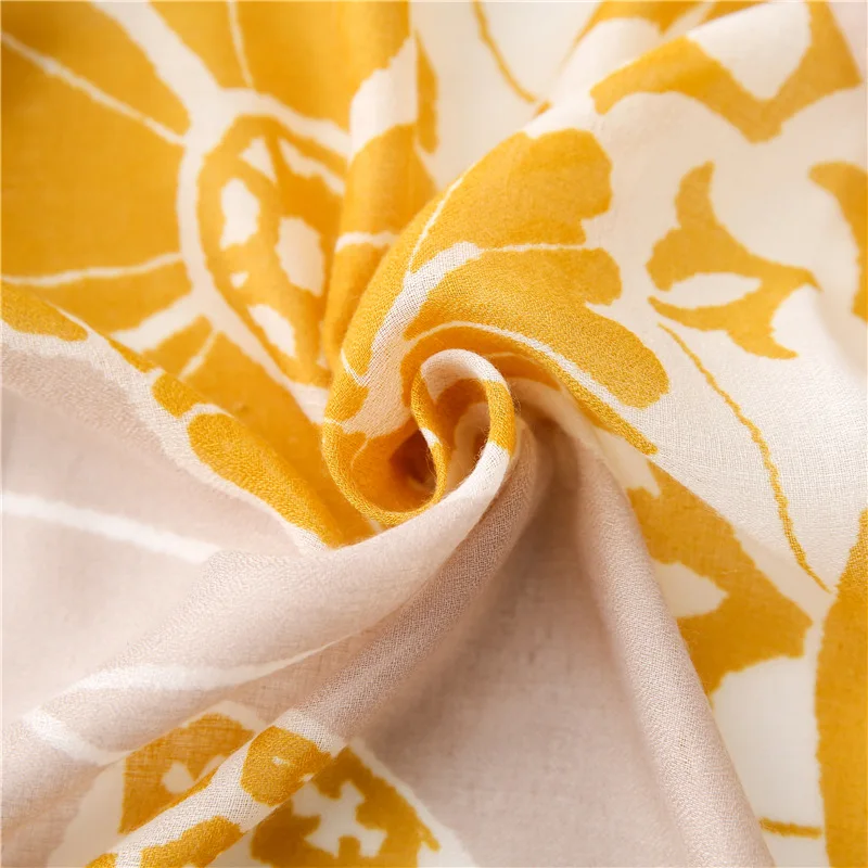 13422648082_906224695