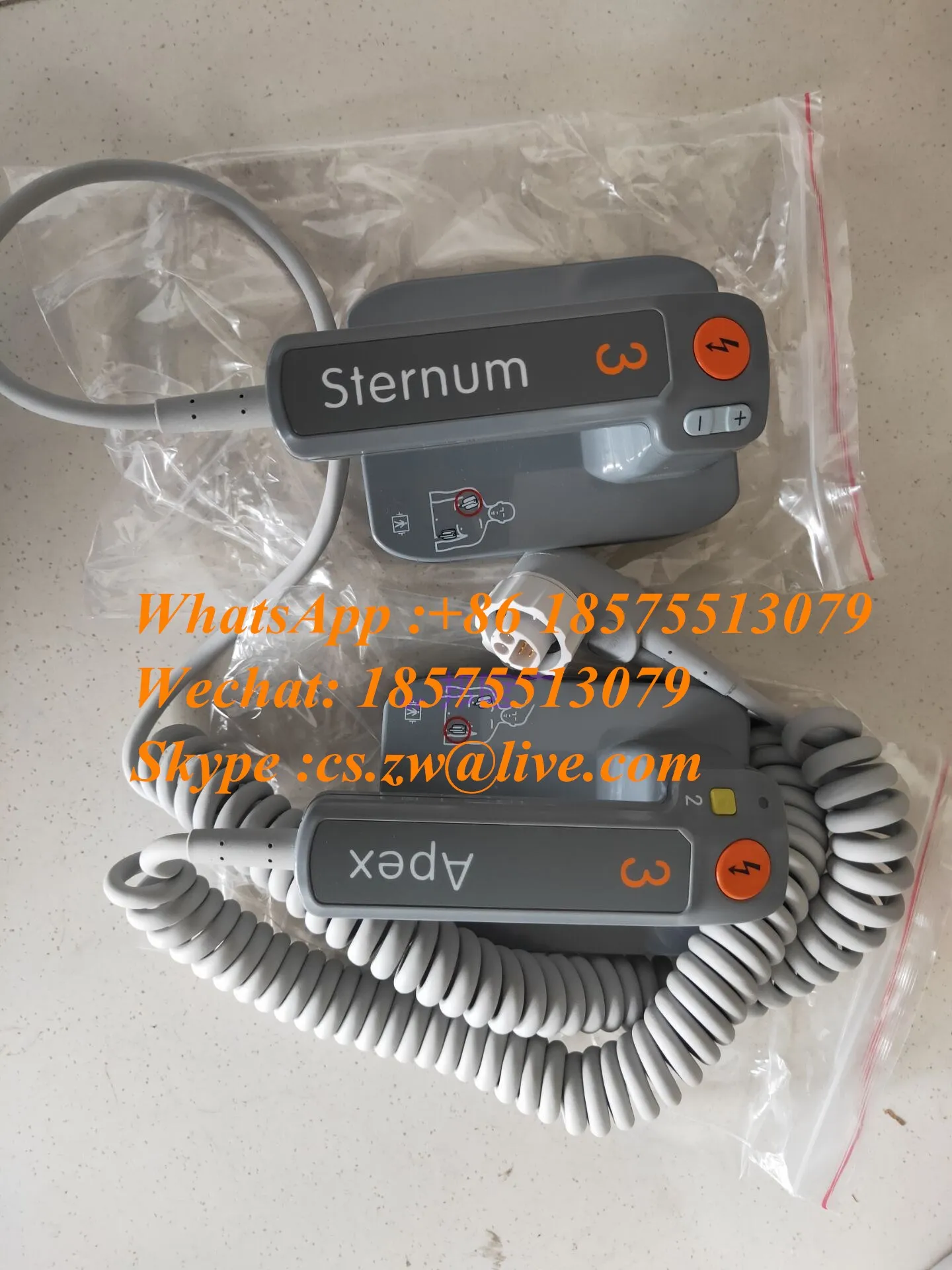 

Original Mindray D2D3D5D6 Defibrillator Electrode Plate Handle Original Mindray D2D3D5D6 Defibrillator Electrode Plate Handle