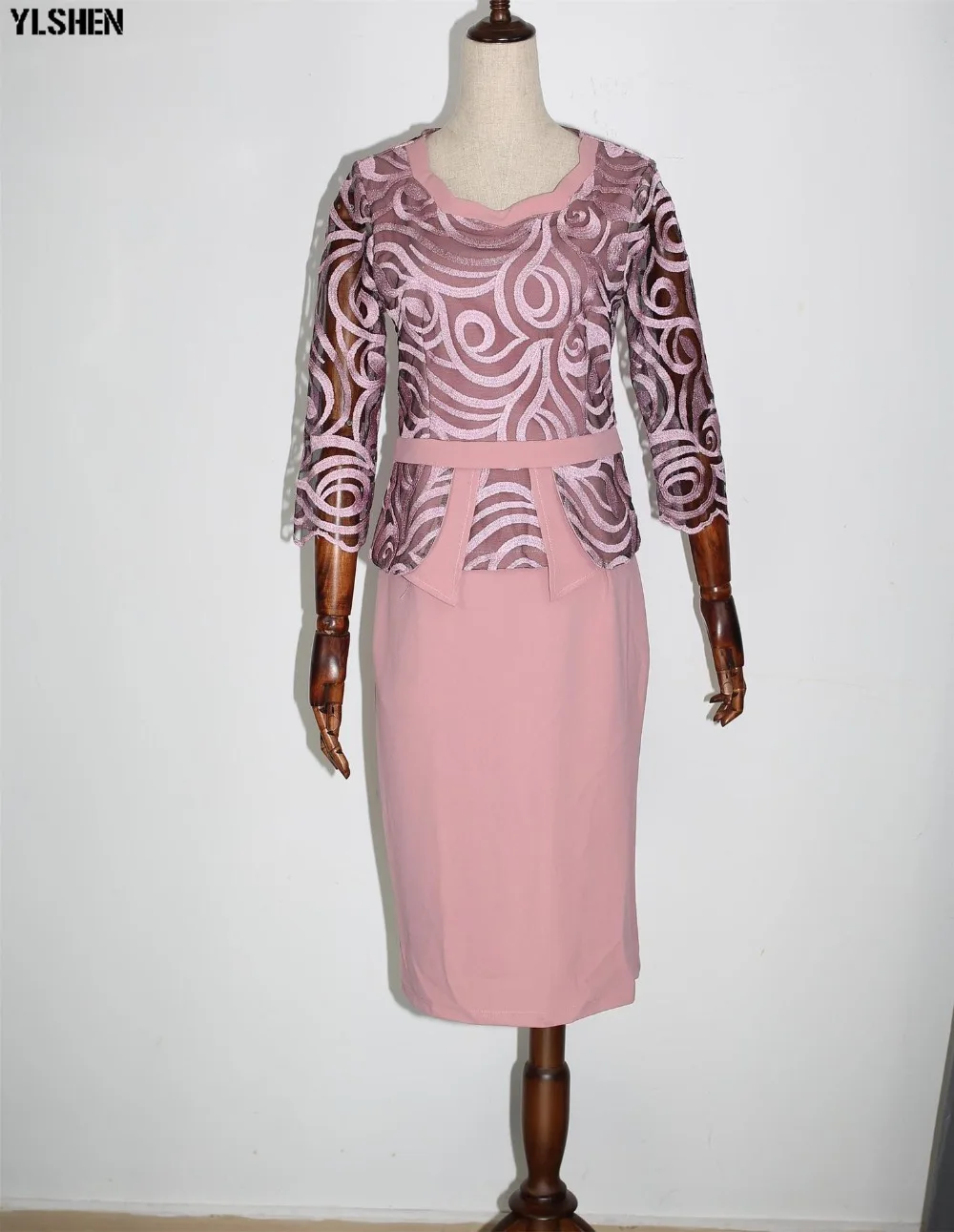 African Dresses for Women Dashiki 2019 New African Clothes Bazin Rich Sexy Slim Lace Embroidery Robe Africain Grown Africa Dress 04