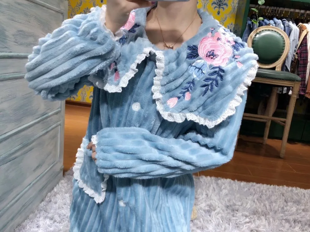 9380684721_573530033