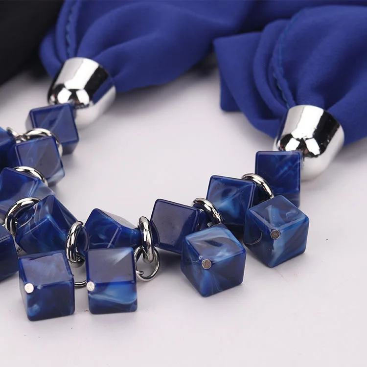 8972510027_115398159