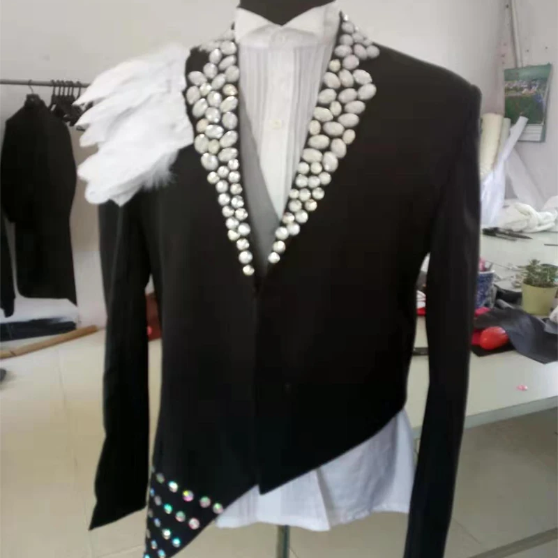 Черный new men's fashion black suit singer personality feather bright diamond stage costume suit blazers - Цвет: Черный