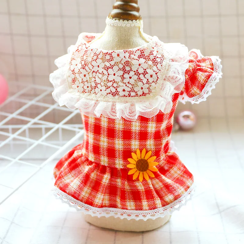 

Dog Skirts Cotton Spring Summer Red Plaid Lace Splicing Pets Clothing For Dogs Pleated Fold Pet Dresses Yorkshire Puppy Clothes