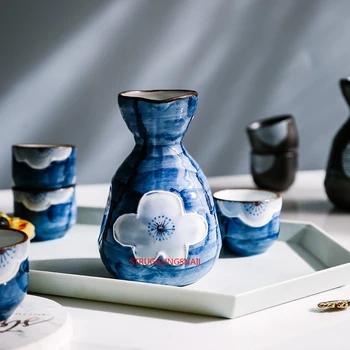 

Hand Painting Ceramic Sake Wine Set Japanese Style Hip Flask Sake Wine Set Home Engraved Gift Set Party Use