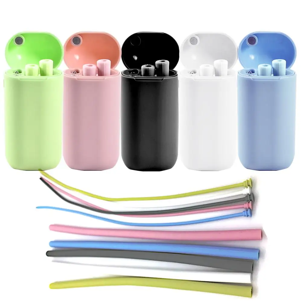 

Collapsible Silicone Straw Reusable Folding Drinking Straw with Carrying Case and Cleaning Brush for Travel, Home, Office Drinks