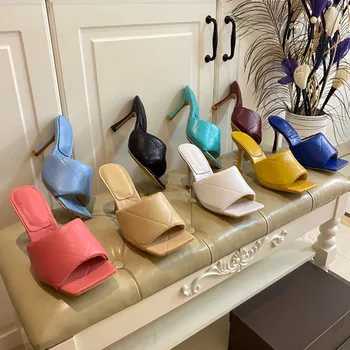 

Heels Slippers Outside Slip on Checkered Sandals Summer Woman Slippers Fashion Trendy Shoes for Women Fur Slides Luxury Brand