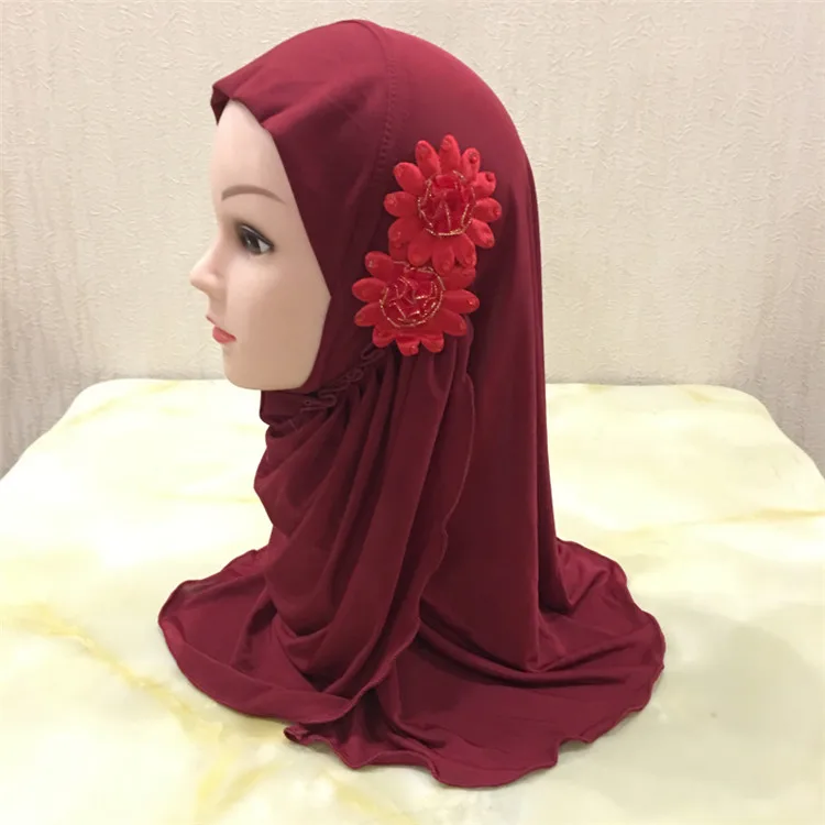 Роскошный мусульманский детский хиджаб с двумя цветами, повязка на голову для детей, ледяной Шелковый головной платок, унисекс, young Amira - Цвет: Красный