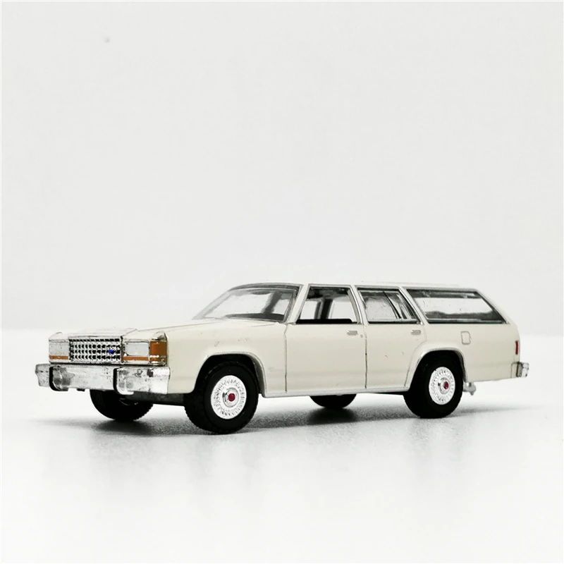 Greenlight 1: 64 Ford LTD Crown Victoria Wagon белый литой под давлением модель автомобиля без коробки