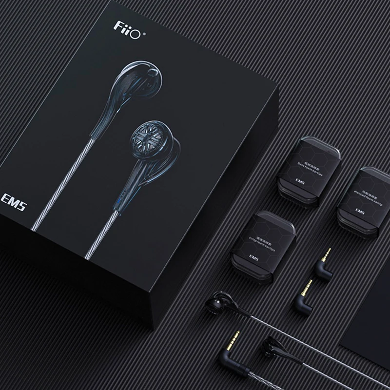 Fiio EM5 бериллий покрытием Динамический драйвер с плоской головкой наушники 2 5 мм/3