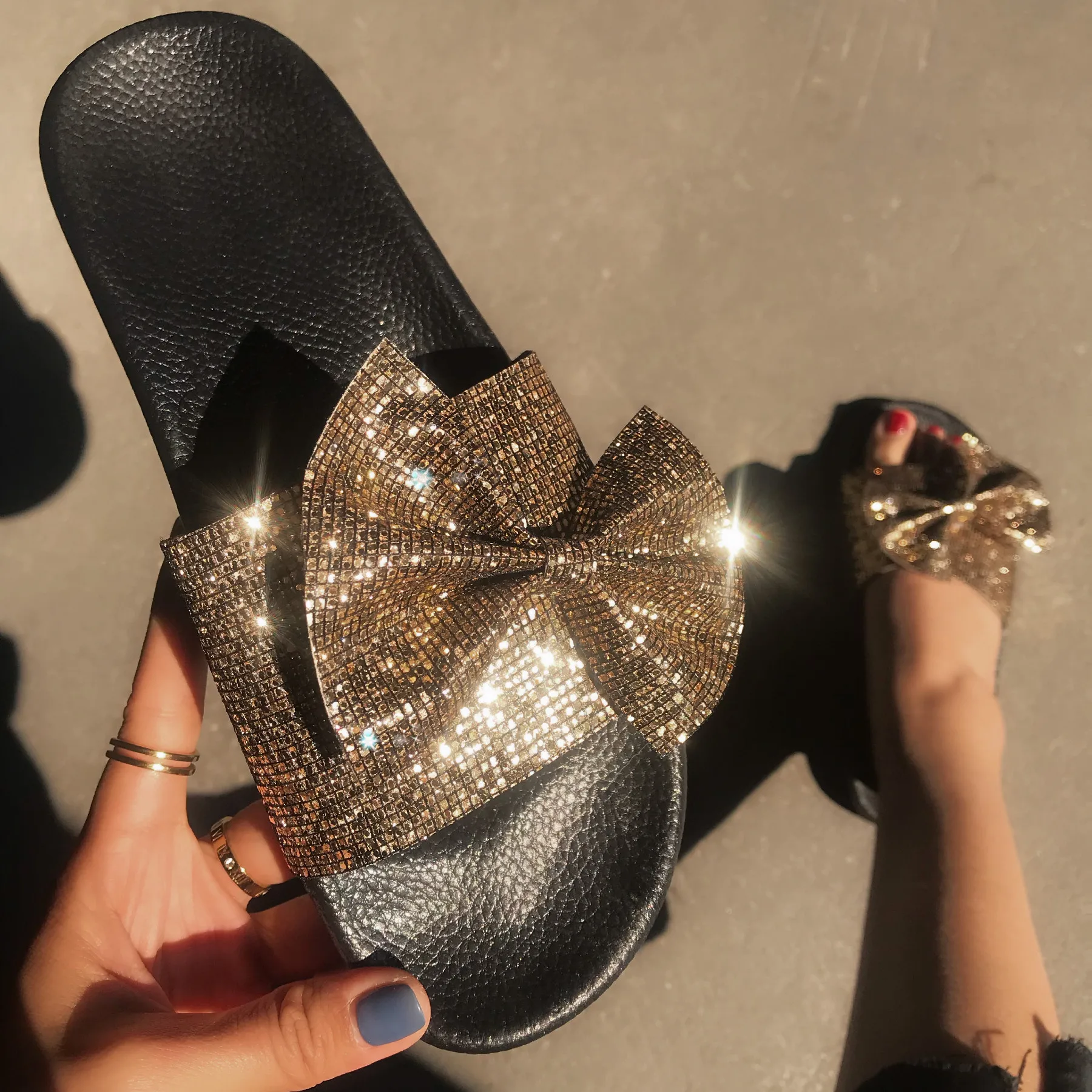 

Women Bling Slippers Bowtie Slides flat heel Slip on platform Rubber Ladies shoes Beach sandals Flip Flops zapatos de mujer