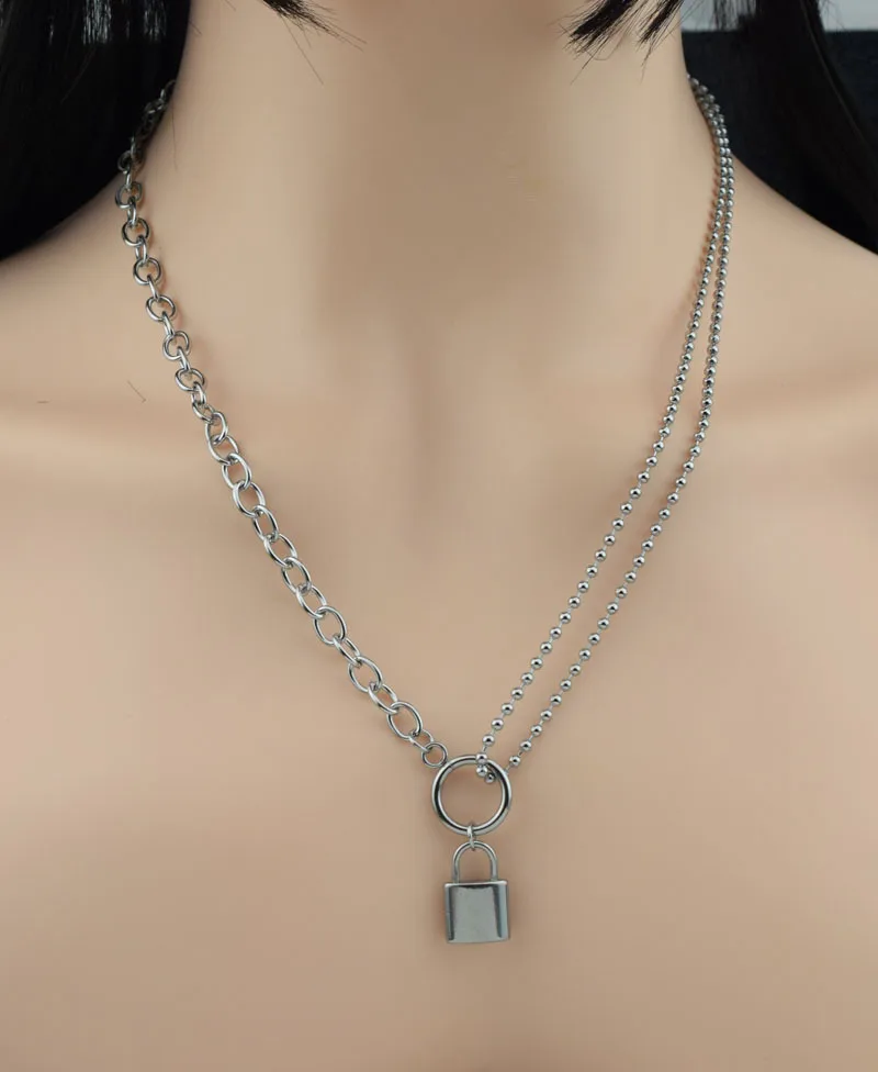 11447750064_1830314810