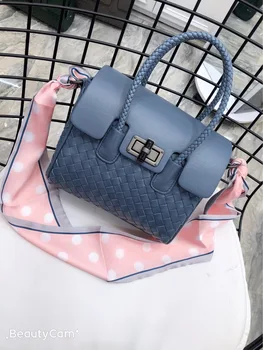 

Fashion Women Handbag Shoulder Handbag Sheepskin Hand-Woven Luxury Famous Designer High Quality Runway Style Ladies Handbags