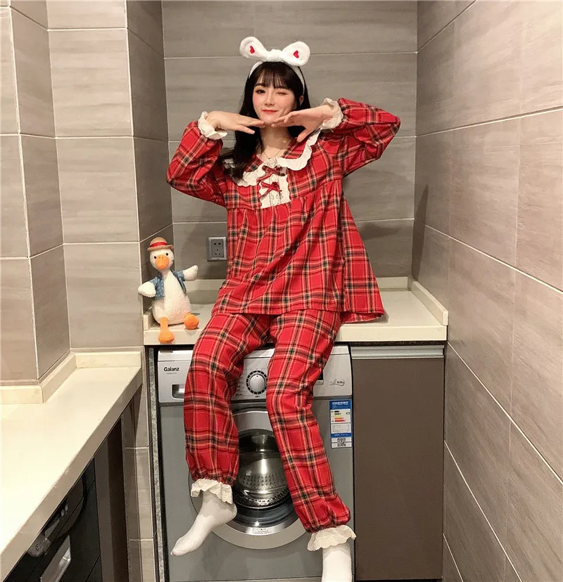 

Japanese Sweet Nightclothes Kawaii Lace Peter Pan Collar Tracksuit Suit Cute Girl Plaid Pajamas Home Service Vintage Sleepwear