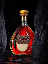  High Quality 8 Sets Liquor Decanter Tags Bronze Liquor Labels With A Chain Of The Same Color For Kitchen Bar Suppliers 