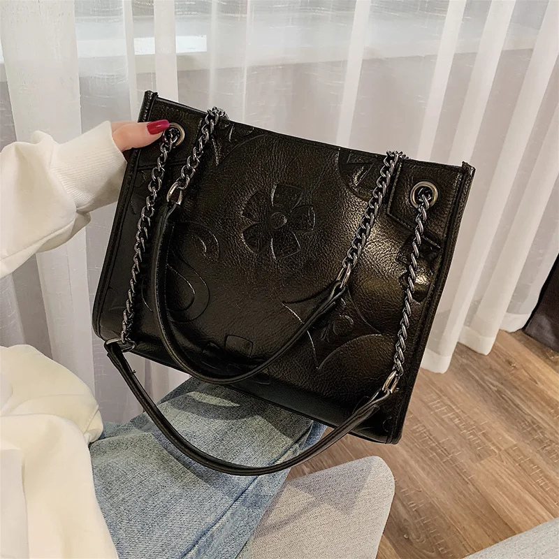 

2020 New Retro Large-capacity Chain Shoulder Bag Fashion PU Lock Bag Printing Solid Color Personality Messenger Bag Luis Vuiton