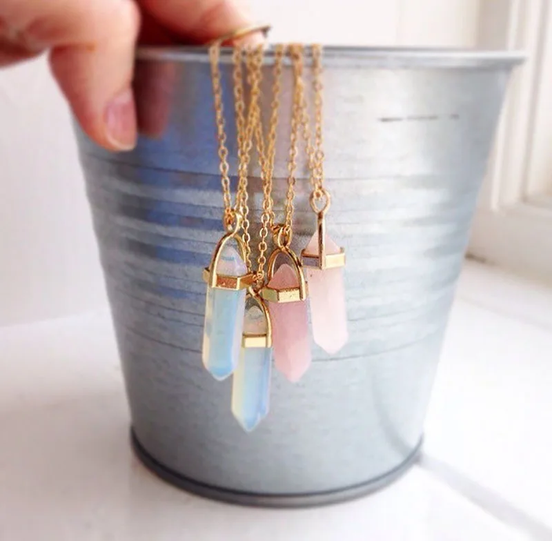 

Hot sale Hexagonal Column Quartz Necklaces Pendants Fashion Natural Stone Bullet Pink Crystal Pendant Necklace For Women Jewelry