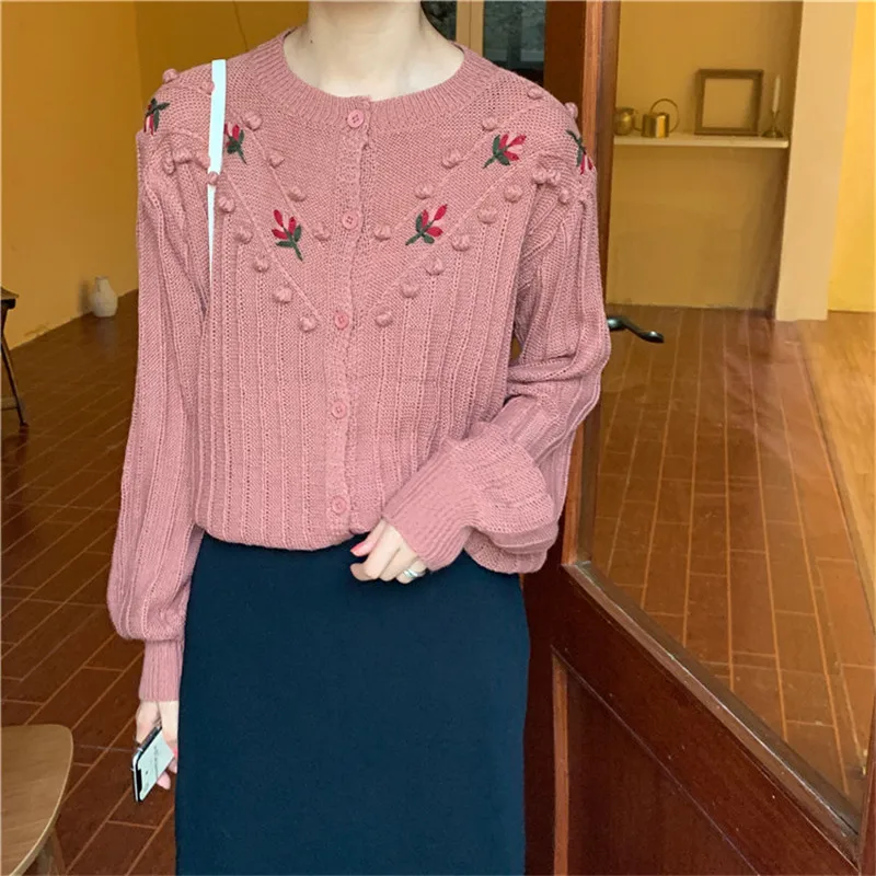 RUGOD Korean New Style O-neck Elegant Knitted Cardigan Flower Embroidery Sweaters Women Fashion