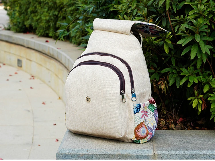New National Animal string Appliques women shopping backpacks!Nice floral embossing lady Hasp backrack All-match canvas backruck