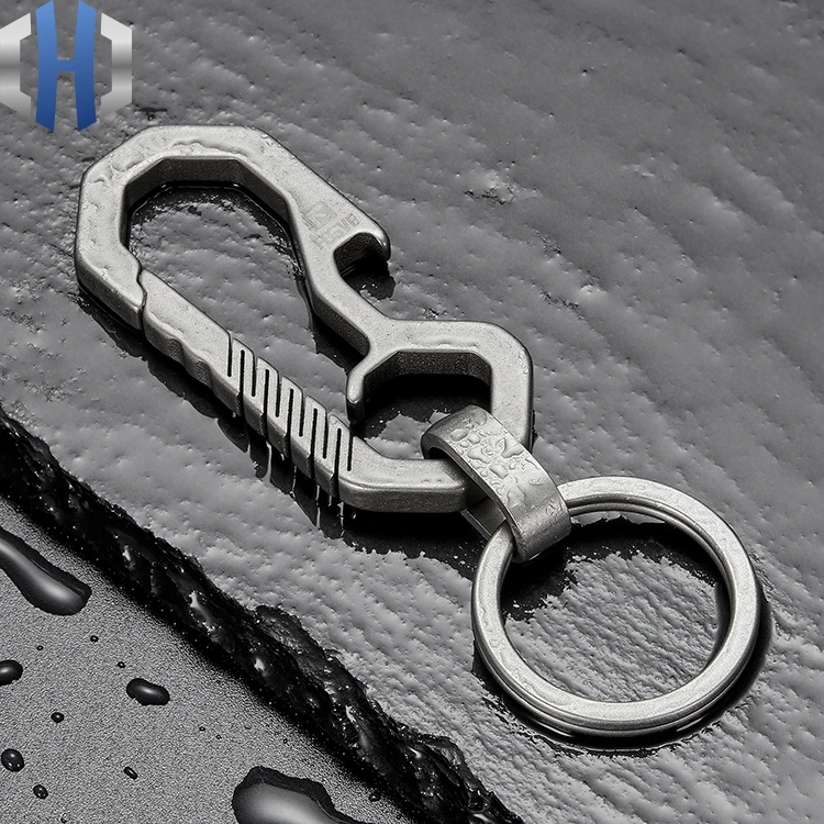 

Creative Titanium Car Keychain Personality Multi-function Key Ring