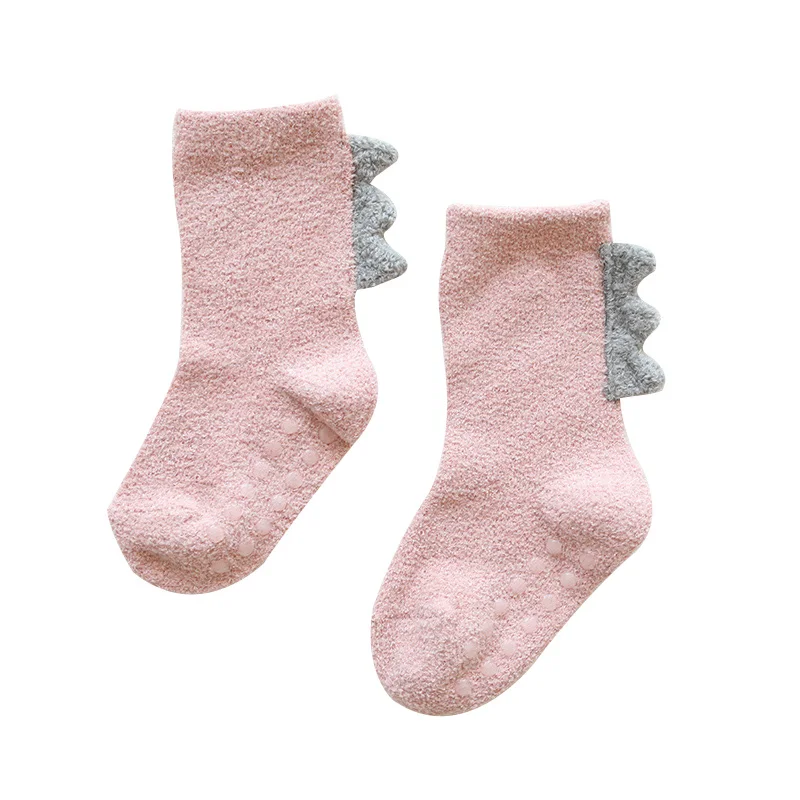 Pink Осенне-зимние детские носки для девочек, коралловые бархатные нескользящие носки-тапочки для малышей, Длинные Теплые Мягкие Носки с рисунком динозавра для детей 0-5 лет - Цвет: Pink