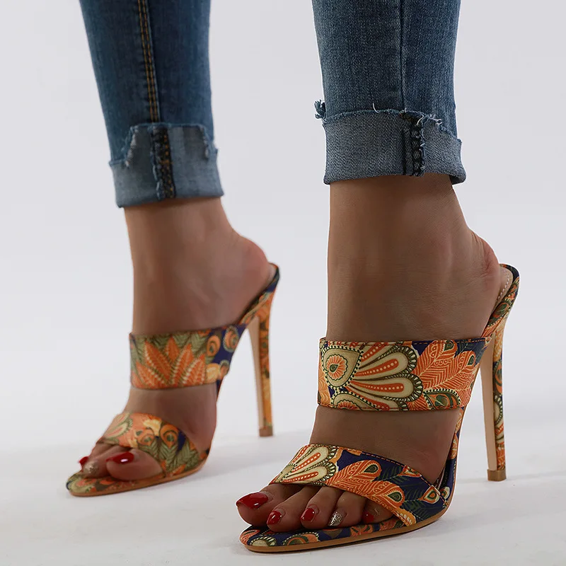 

Spring 2020 new peacock pattern sandals Stiletto High Heels European and American open toe 35-40 women's shoes
