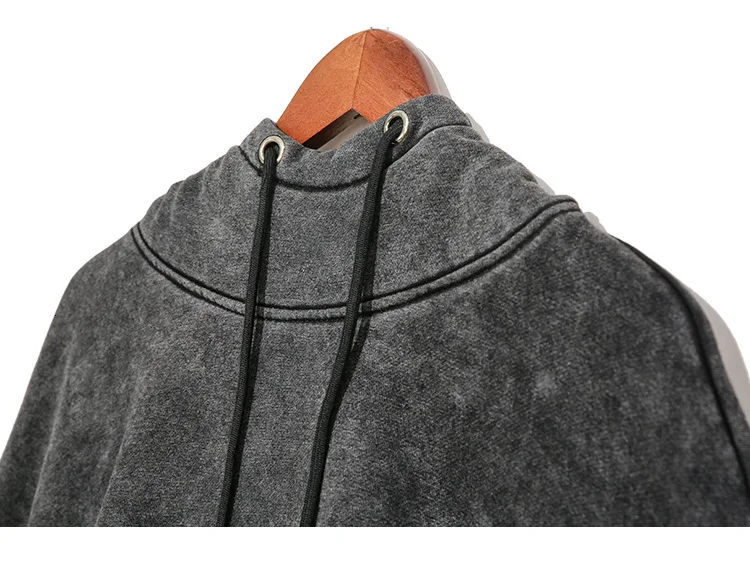 Vefadisa Bat Sleeved Sweatshirt Woman Winter Letter Printing Pullovers Sweatshirt Hooded Irregular Black QYF994