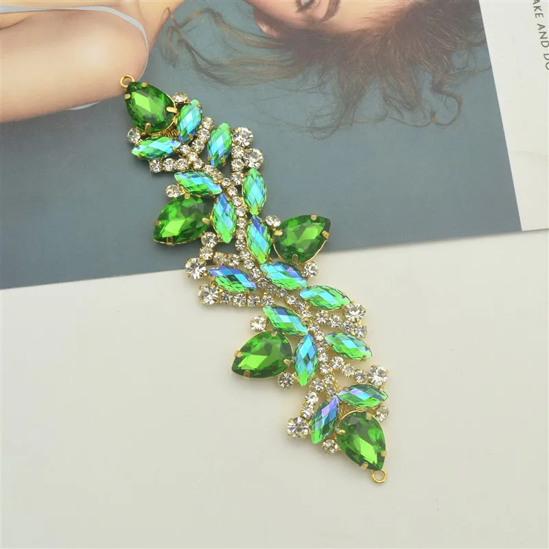 2pcs three color Glass Resin Rhinestone Gold Flower Applique Chain Crystals Rhinestones Applique For DIY Evening Dress - Color: Green