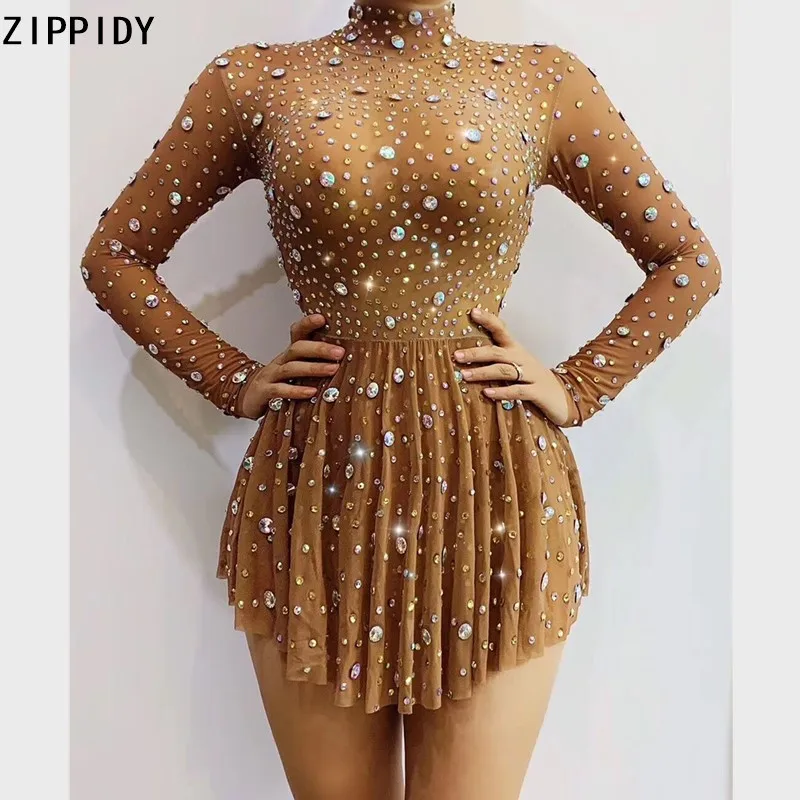 Прозрачное короткое платье стразы телесного и черного цвета женское для танцев