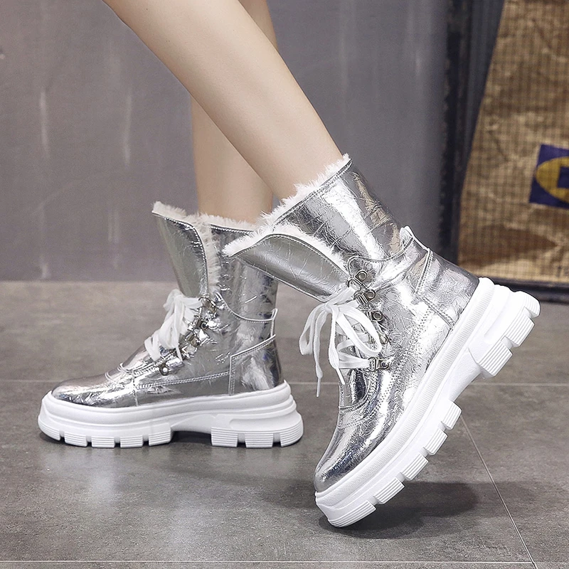 Winter Flat Platform Boots Women Autumn Fashion Lace Up Snow Boots Shoes Woman Chunky Short Plush Martin Boots Women Chaussure