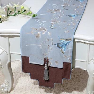 light blue Новинка жаккардовая бабочка настольная дорожка с цветами китайская шелковая парча прямоугольная скатерть для стола вечерние домашний декор, кофейный коврик для стола - Цвет: light blue