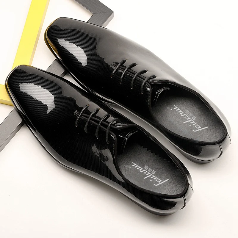 Высококачественные итальянские мужские свадебные туфли ручной работы из лакированной кожи; мужские туфли на плоской подошве с квадратным носком и шнуровкой; DX164