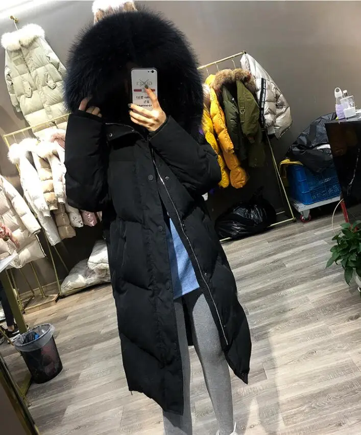 black Женский пуховик, пальто средней длины,, новинка, натуральный мех енота, воротник, белый утиный пух, Толстая теплая куртка, модные парки AS1301 - Цвет: black